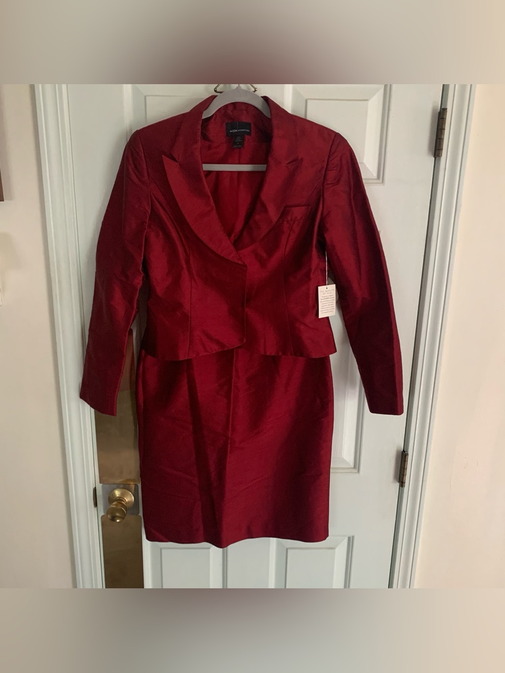 Moda International Vintage 100% Silk Suit Set with Skirt